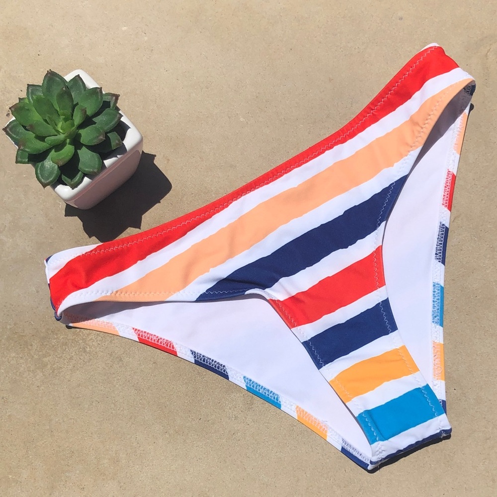 ⭐️2 FOR $20⭐️ Striped Bikini bottom